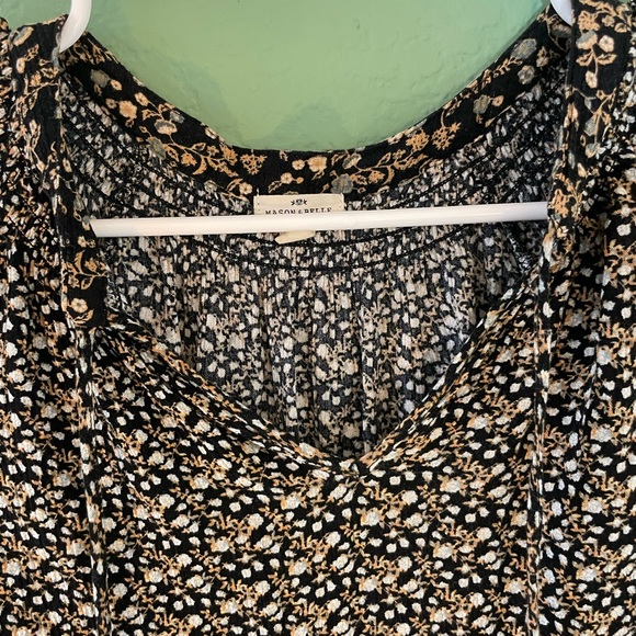 Mason & Belle | Floral Long Sleeve Tassel Blouse - Picture 3 of 7